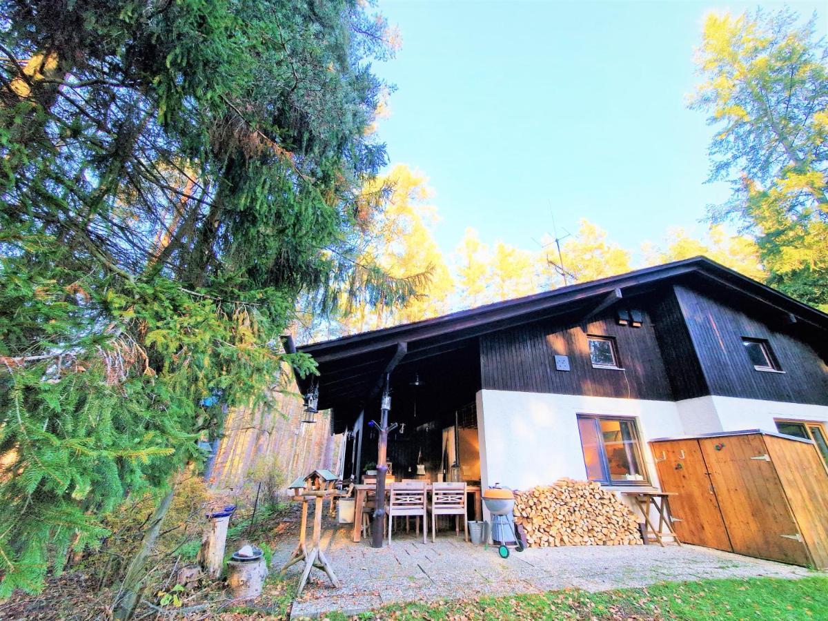 Bungalow Direkt Am See, Mit Eigenem Boot Родинг Экстерьер фото